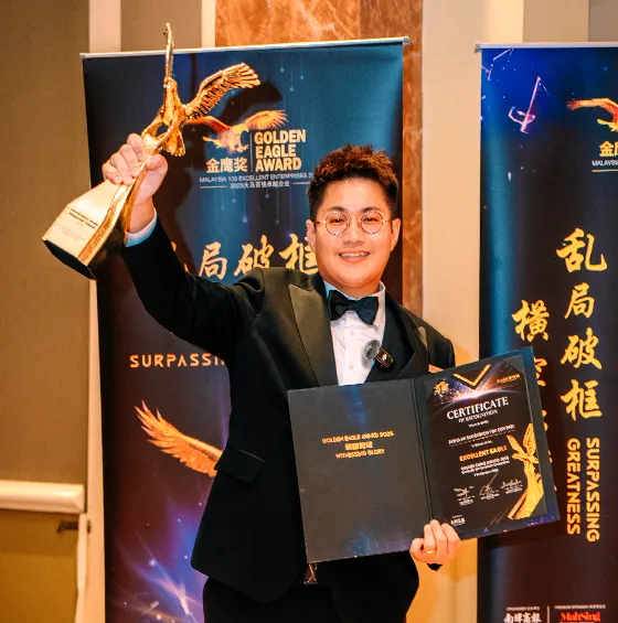 Enjoy the freshest and great value seafood at Senibong Bay Seafood.